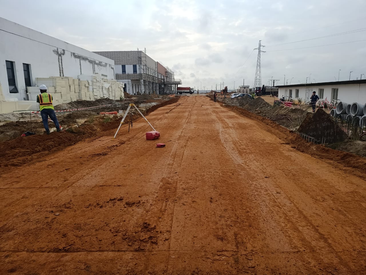 Chantier de voirie : implantation topographique de la voie